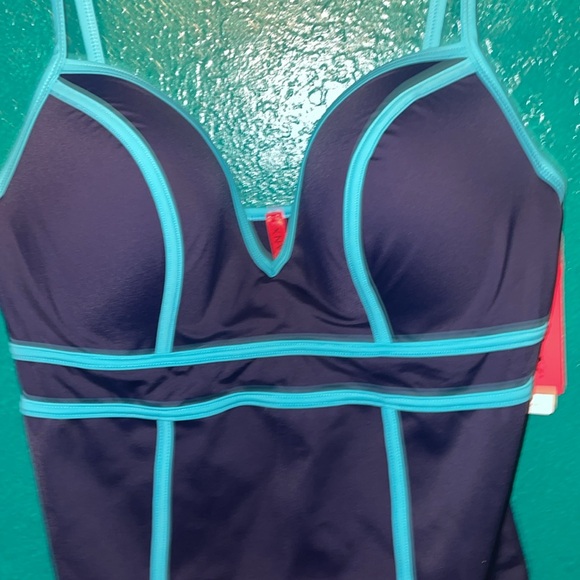 SPANX shaping swimsuit 🏝️ NWT! - Picture 2 of 7